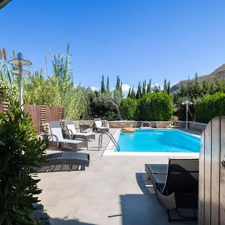 Villa Nicole Con Dependance By Interhome
